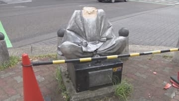 愛媛県警の警察官 名古屋出張中に秀吉像の首折ったか　愛知県警が器物損壊容疑で書類送検の方針【愛媛】