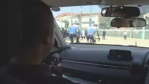 自転車で"並走”すると車の中からはどう見える？「青切符」対象の高校生たちが体験 愛媛・松山市