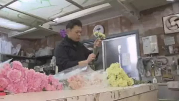 花をきっかけに「今しか言えないありがとう」を 成人の日を前に花屋さんでは
