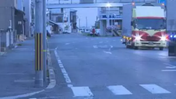 国道11号で路上にいた60代女性が車にはねられ死亡 愛媛・四国中央市