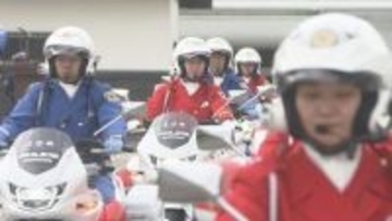 春の全国交通安全運動を前に出動式、自転車「青切符」導入初日の”警告指導”は2時間で200件に