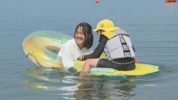 きょうは海の日！イルカとの触れ合いに…狙うは大物！　子どもたちに聞いた「夏休みの目標は？」【愛媛】