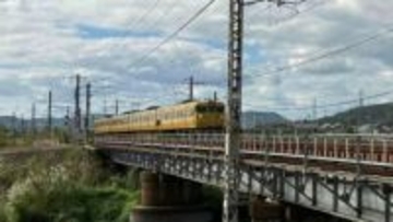 【JR山陽本線】先頭車両の窓ガラスが破損　岡山駅～倉敷駅間で運休や遅れの影響