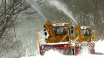 旧蒜山大山スカイラインで除雪作業始まる　春の行楽シーズンに向け3月末ごろ開通予定【岡山】