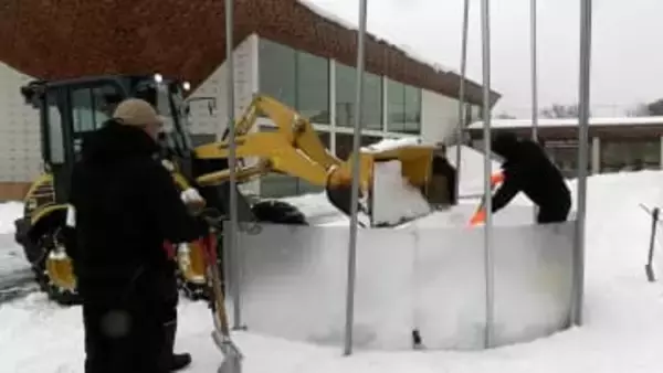 雪の蒜山高原で「巨大かまくら」の製作始まる　31日から「ひるぜん雪恋まつり」【岡山・真庭市】