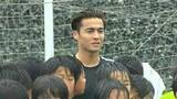 「佐野航大選手が地元・岡山でサッカー教室「速さがすごかった」憧れの選手のプレーに小学生も大興奮」の画像1