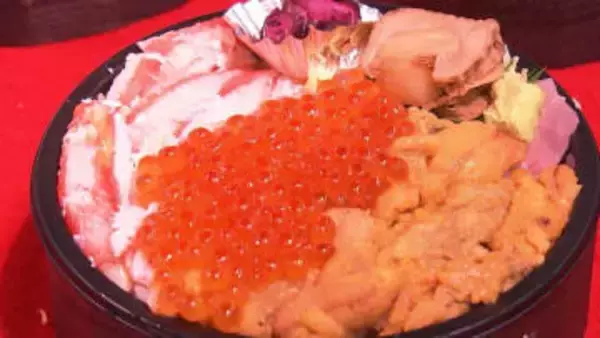 ウニやイクラの海鮮弁当に飛騨牛のステーキ弁当に　「全国うまいもの味くらべ」19日まで【岡山】