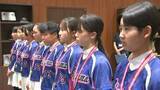 「「この経験を将来のソフトボールでも生かしたい」中学女子ソフトボールの全国大会で初優勝を果たした岡山県選抜チーム　岡山市長を表敬訪問」の画像1
