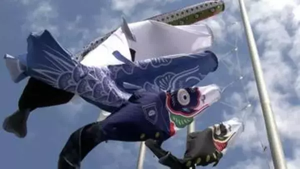 「もっともっと特徴ある児島を知って」“産業こいのぼり”お目見え　ブレザーの柄も【岡山】