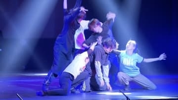 120年の歩み描くミュージカル「サーカス・サーカス木下サーカス物語」13・14日の本番を前に立ち位置や踊りの見せ方などを入念に【岡山】