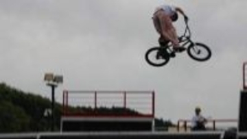 岡山県内最大級のアーバンスポーツ施設「KーBASEパーク」バスケットボール3×3のコート2面を完備【美作市】