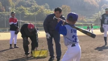 阪神で活躍し今年引退した原口文仁さんらが少年野球教室「野球はプレーだけじゃなく心も育ちます」【香川】