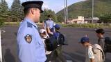 「岡山県警察学校の初任科生が小学生の登校を見守り「気を引きしめて取り組んでいきたい」」の画像1