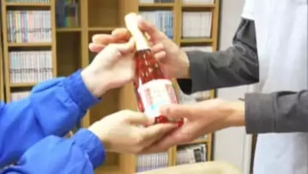 献血した人にクリスマスプレゼント　ノンアルコールのスパークリングワインを　冬は献血者が減少　協力を呼びかけ【岡山】