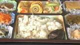 「家政科で学ぶ高校生が高齢者に弁当60食を　生徒が考案しまごころ込めて手作り　31年続く恒例行事【岡山】」の画像1