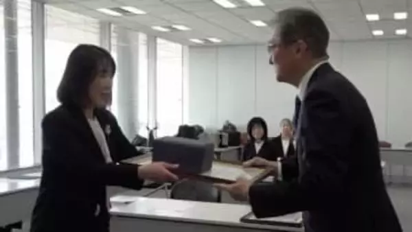 優良保育士表彰式　岡山県と広島県から選ばれた7人を表彰　今回で75回目　山陽新聞社会事業団【岡山】