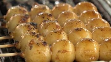 「縁起物が小槌の中に」職人が作る開運根付など　江戸・浅草の伝統の味や匠の技が光る工芸品を集めた物産展【岡山】