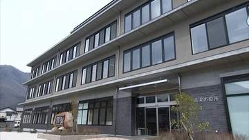 「地権者から約9万円受け取り、地権者に1億200万円支払う補償契約書を偽造か」高梁市の職員（52）が受託収賄罪などで起訴　市は職員を分限処分に【岡山】