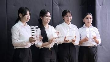 学生たちの感性で商店街を元気に　商品ディスプレイ什器のデザインコンペティション【岡山】