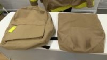 教員を目指す学生たちが企業と連携し子どもたちが使える防災バッグを開発　廃棄される消防服を再活用【岡山】