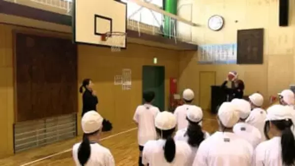 アテネ五輪女子バスケット主将・大山妙子さんが教室「体を動かすことが好きになってくれる子どもたちに」【岡山・倉敷市】