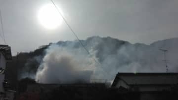 【続報】「民家の2階から火が出ている」岡山市南区植松で民家火災　消火活動中 → 午前11時8分鎮火