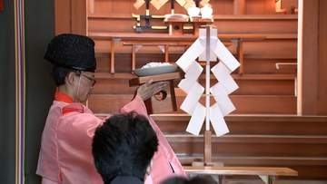 「うどんの日」に香川で献麺式 新麦の風味と文化の発展を祈願