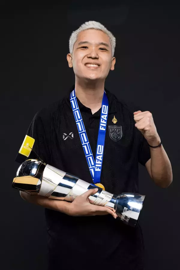 「「FIFAe World Cup 2025」のモバイル部門でタイ、家庭用ゲーム機部門でポーランドが初の世界王者に決定！」の画像