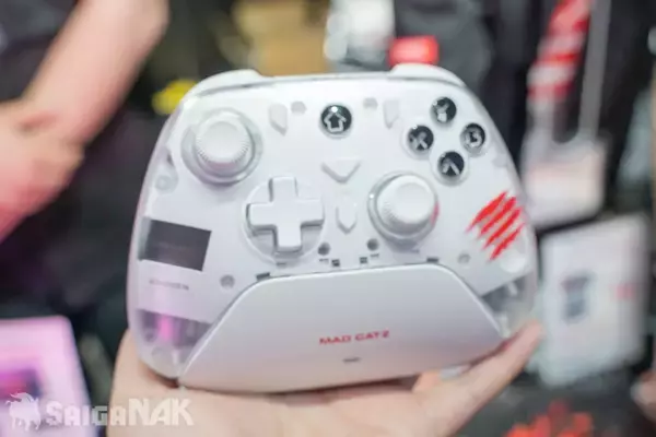 「【EVO Japan 2026】Mad Catz、PUNK WORKSHOP × Good 8 Squadブースレポート！コラボアパレルや大量のコラボモデルアケコンなど」の画像