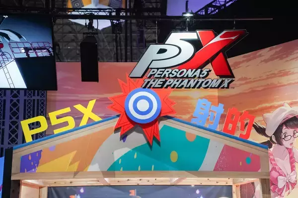 「【TGS2025】セガ/アトラスブースをフォトレポート！「龍が如く」「ペルソナ」多彩なイベントにコスプレイヤーも」の画像