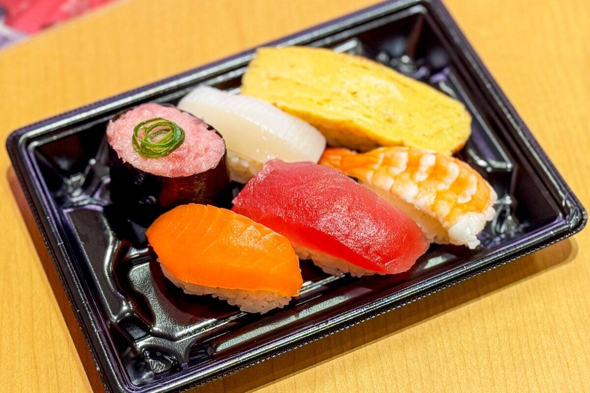 スシロー×さくらみこコラボを先行レビュー！限定ピックやランチョンマット＆箸をゲットしよう