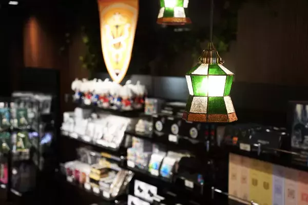 「ヒカセンの熱い要望が実現させた常設ショップ「ファイナルファンタジーXIV GOODS SHOP AKIHABARA」現地レポート！先行販売を含む大量のグッズは全てFF14関連」の画像