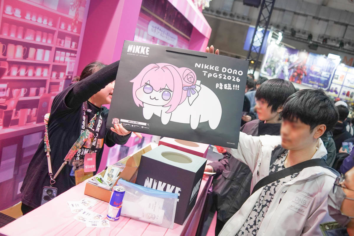 【TGS2026】「勝利の女神：NIKKE」ブースをフォトレポート！グッズや美麗コスプレイヤーたちで大盛況