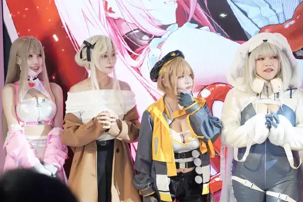 「【TGS2026】「勝利の女神：NIKKE」ブースをフォトレポート！グッズや美麗コスプレイヤーたちで大盛況」の画像