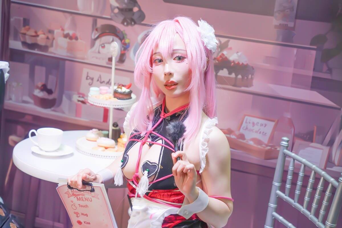 【TGS2026】「勝利の女神：NIKKE」ブースをフォトレポート！グッズや美麗コスプレイヤーたちで大盛況
