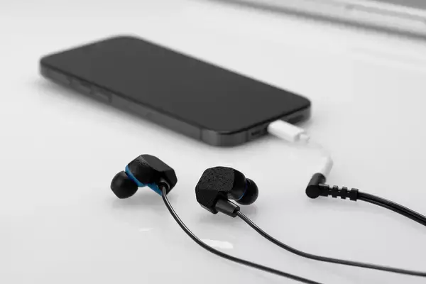 「finalから有線イヤホン「A2000」が登場！どんなジャンルの楽曲でも楽しめるハイコスパモデル」の画像