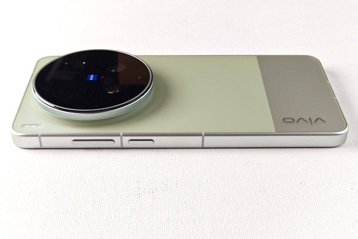 340倍の望遠撮影可能！「vivo X300 Ultra」のカメラを香港でテスト