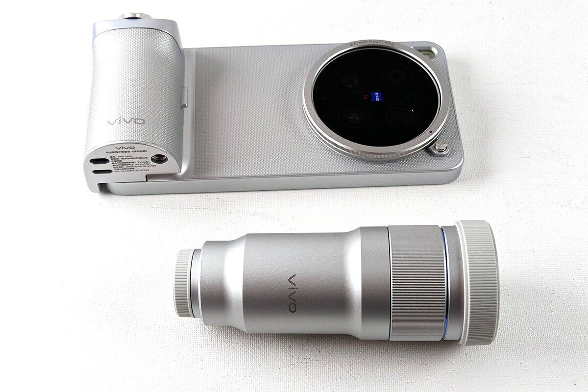 340倍の望遠撮影可能！「vivo X300 Ultra」のカメラを香港でテスト