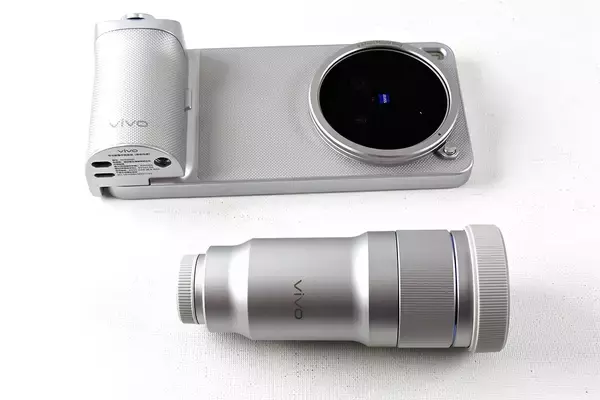 「340倍の望遠撮影可能！「vivo X300 Ultra」のカメラを香港でテスト」の画像