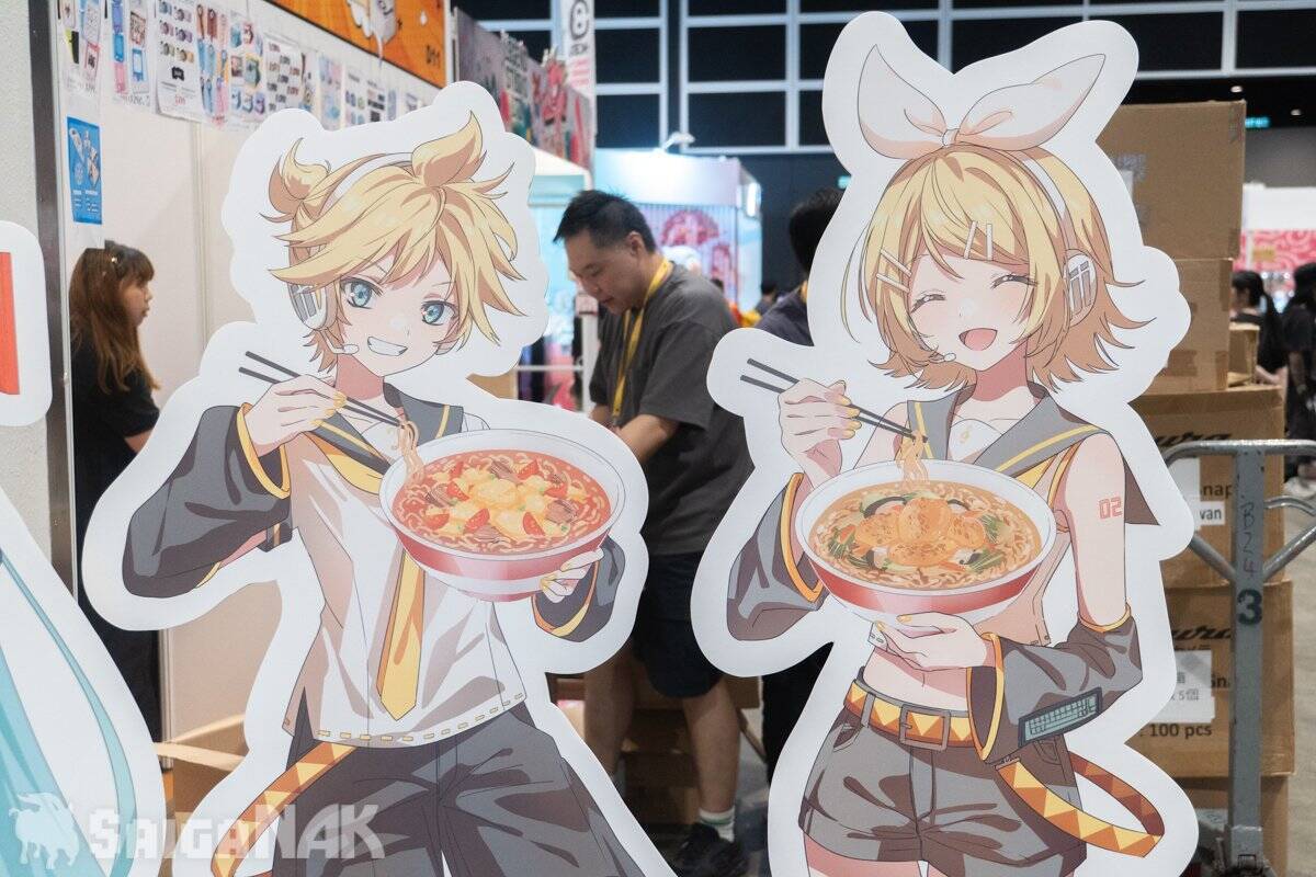 【ACGHK 2026】「日清 トイキューブ」「日清 ボーカロイド」ブースレポート！リメイクされた出前坊やに大人気のピアプロキャラクターズなど