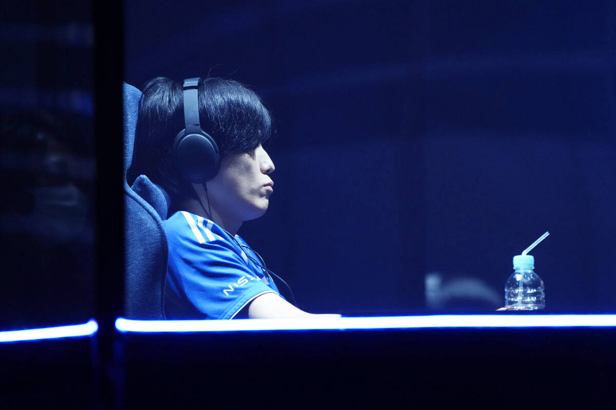 優勝賞金1億円の国際大会「シャドバWGP 2025 Grand Finals」レポート！優勝はDFM / ユーリ選手