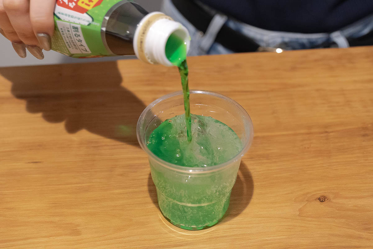 「おうちドリンクバー」シリーズから登場した「おうちドリンクバー ペプシコーラ」をレビュー！ペプシの原液でアレンジドリンクを作ってみた！