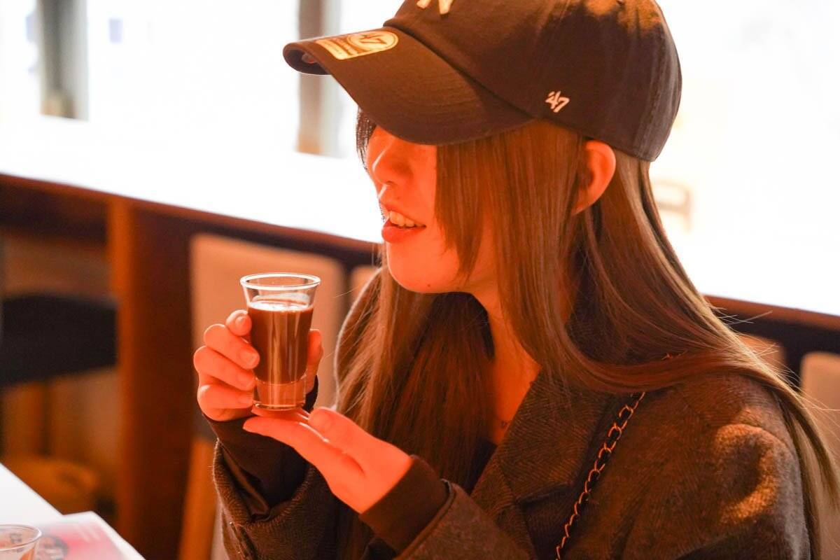 ピンクの金箔入り日本酒「白銀桜」やバレンタインならではのチョコ系リキュールも！？KURAND試飲会レポート