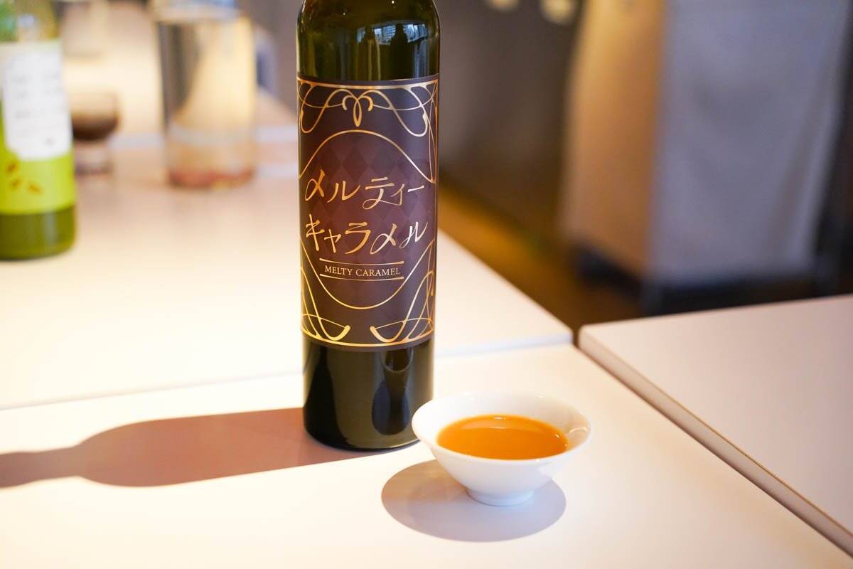 ピンクの金箔入り日本酒「白銀桜」やバレンタインならではのチョコ系リキュールも！？KURAND試飲会レポート