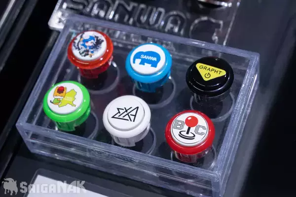 「【EVO Japan 2026】三和電子、碧井工房、Akkoブースレポート！大量のアケコン関連商品に溺れろ」の画像