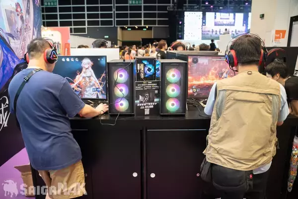 「【ACGHK 2026】「白銀の城」ブースをレポート！世界観を堪能できるフォトスポットや試遊エリアなど」の画像