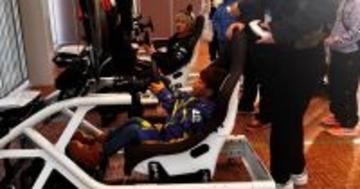 FENNEL×オープンアップグループが「EMS体験セット提供プロジェクト」を実施！eモータースポーツをリアル体験