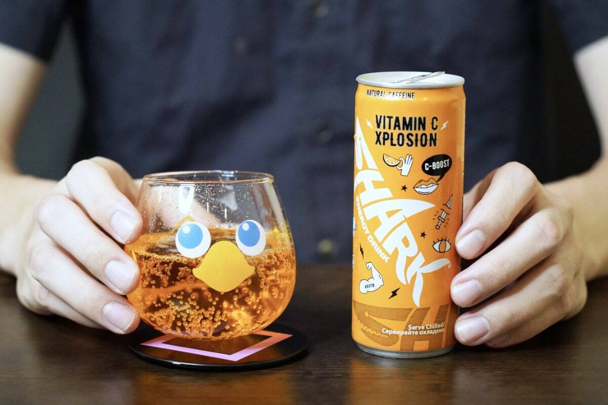 「SHARK ENERGY DRINK C-BOOST」をレビュー！カフェインだけに頼らないエネルギー補充
