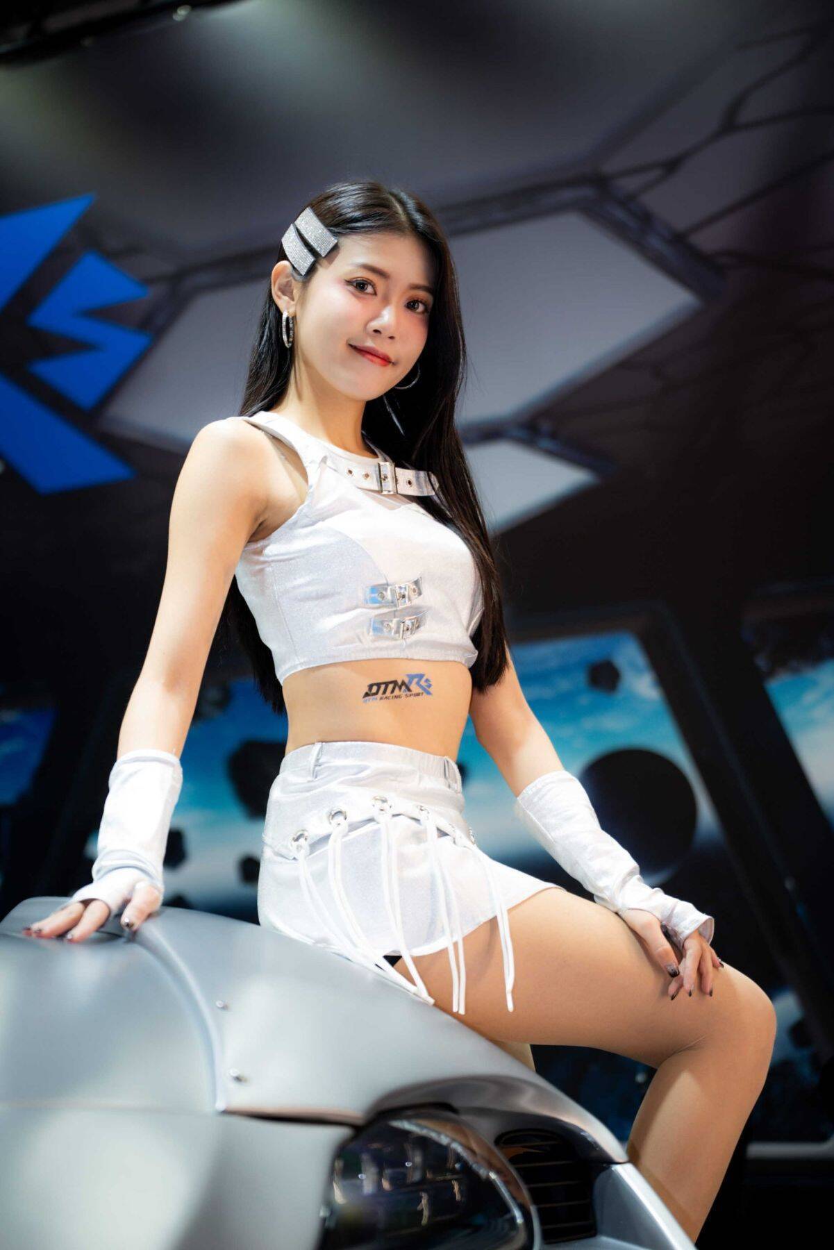 車やゲームだけじゃない！ブースを彩る「東京オートサロン2026」コンパニオン特集！