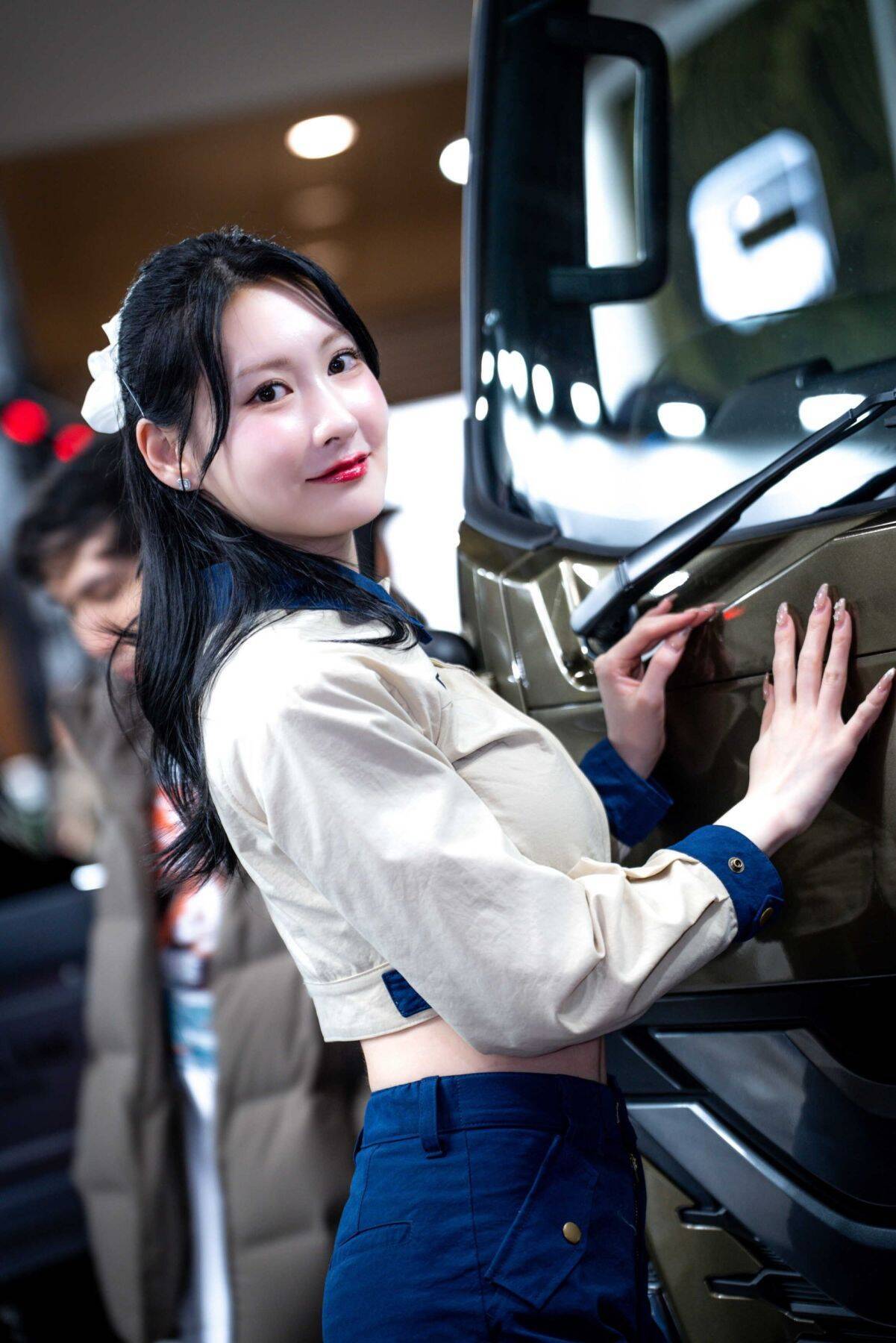 車やゲームだけじゃない！ブースを彩る「東京オートサロン2026」コンパニオン特集！